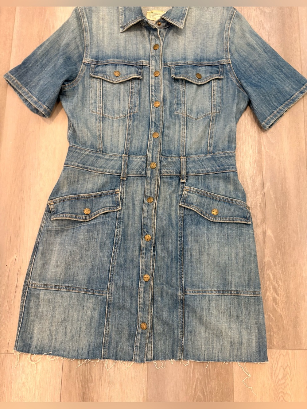 Current/Elliott The Trucker Shirt Dress Frayed Hem Detail - Picture 4 of 8